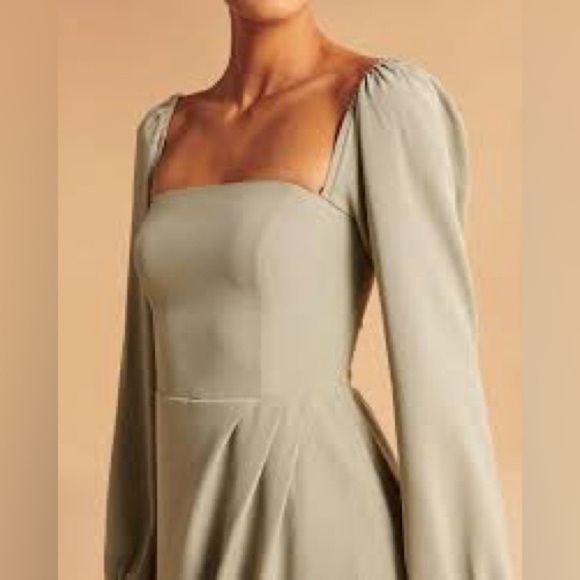 Abercrombie & Fitch Long-Sleeve Draped
Skirt Mini Dress Sage Green NWT - Picture 4 of 9